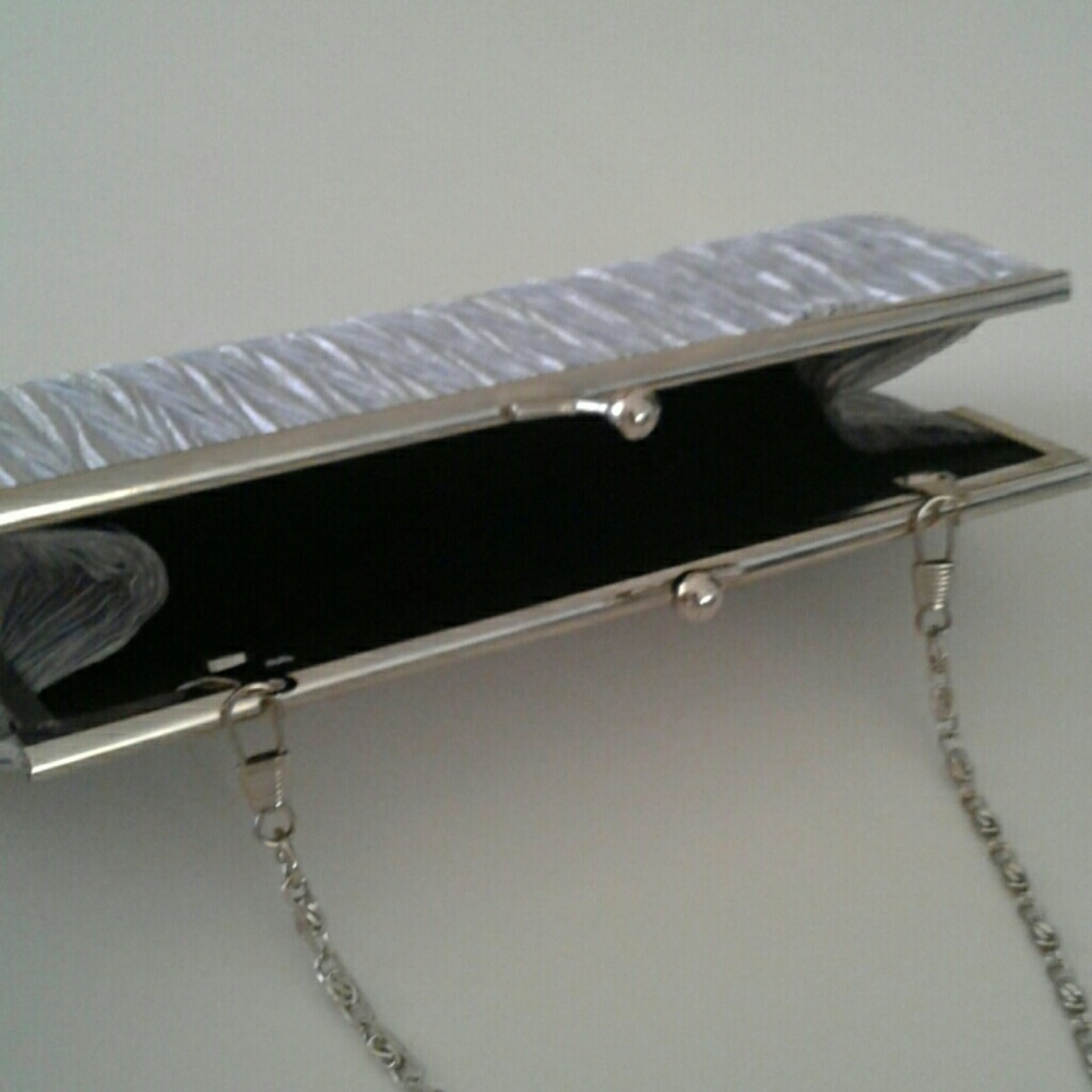 Close Out ππFashion Satin Purse Grey/Silver - Picture 4 of 8